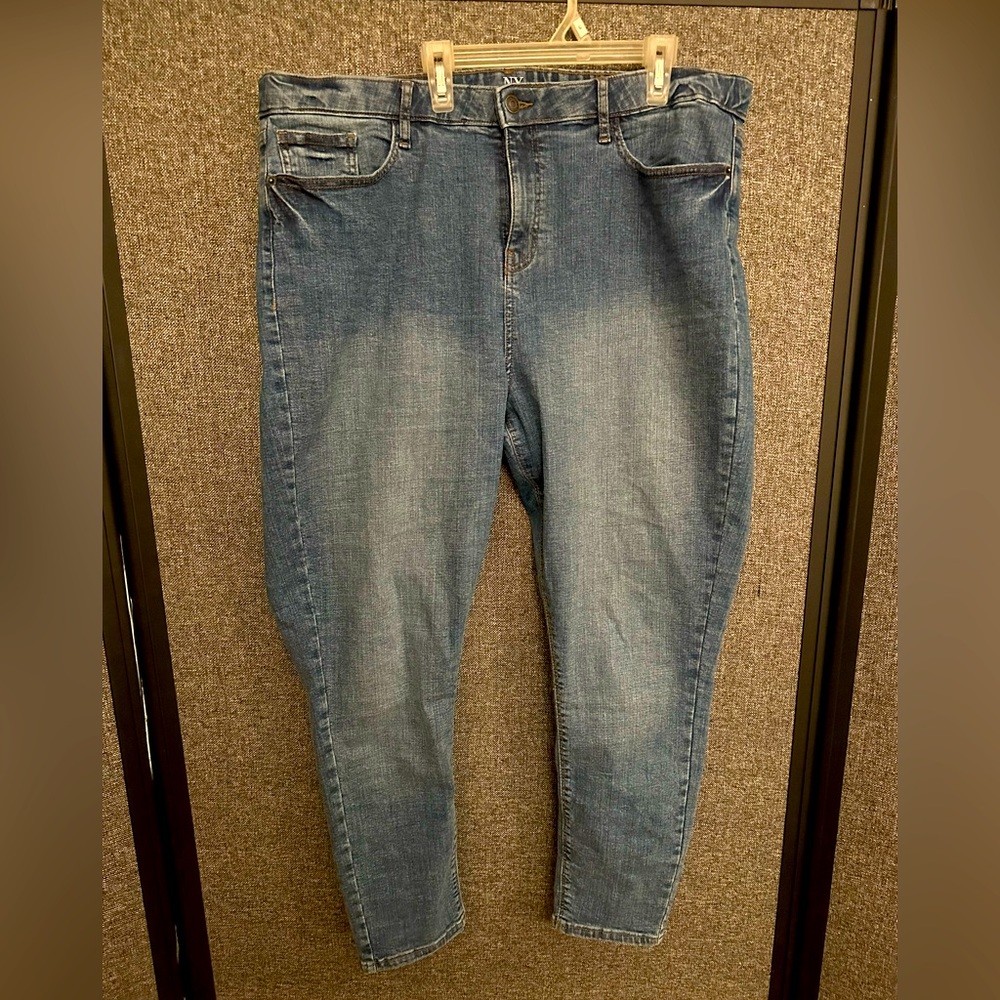 New York and company high waisted super skinny ankle size 20 jeans